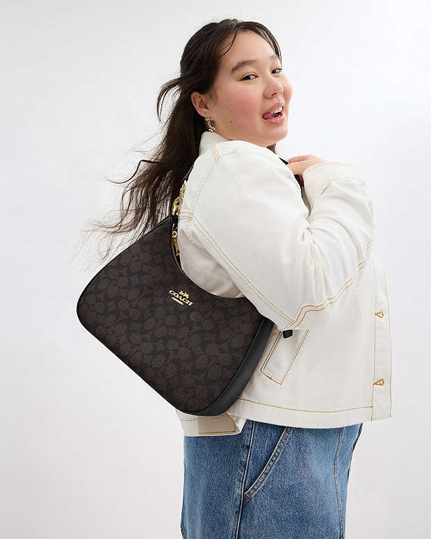 Coach Teri Hobo Bag In Signature Canvas