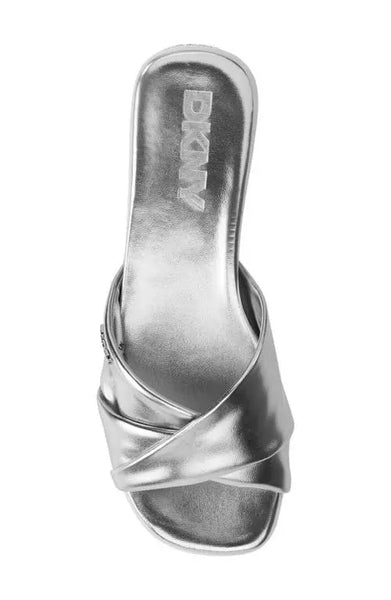 DKNY  Jezebel Slide Sandal - Silver size 6.5M