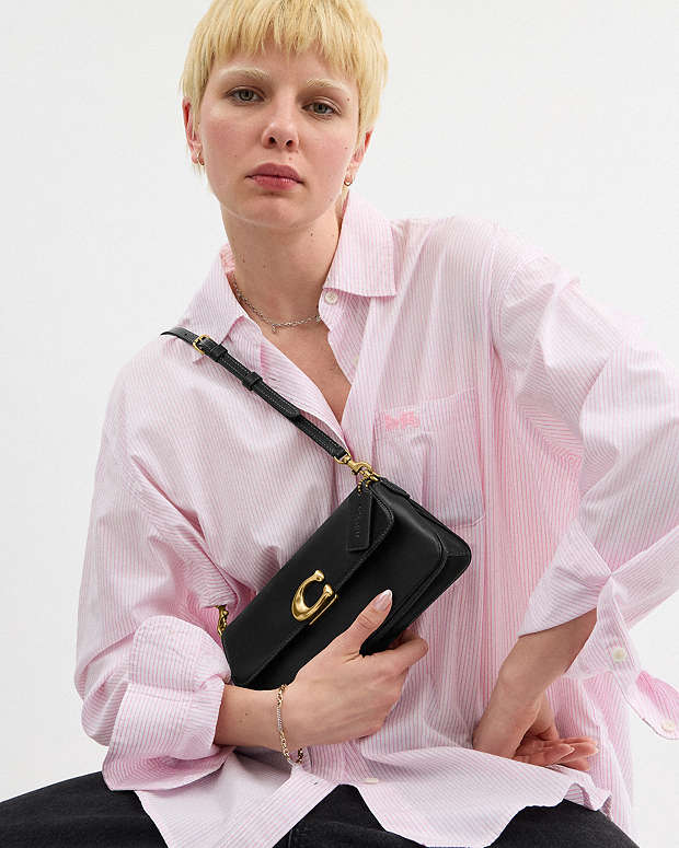 Coach Jet Shoulder Bag in black