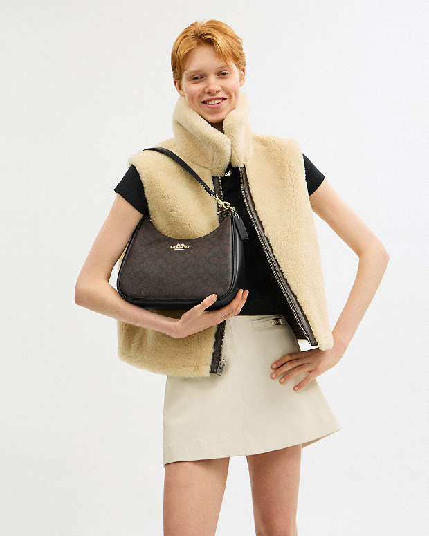 Coach Teri Hobo Bag In Signature Canvas