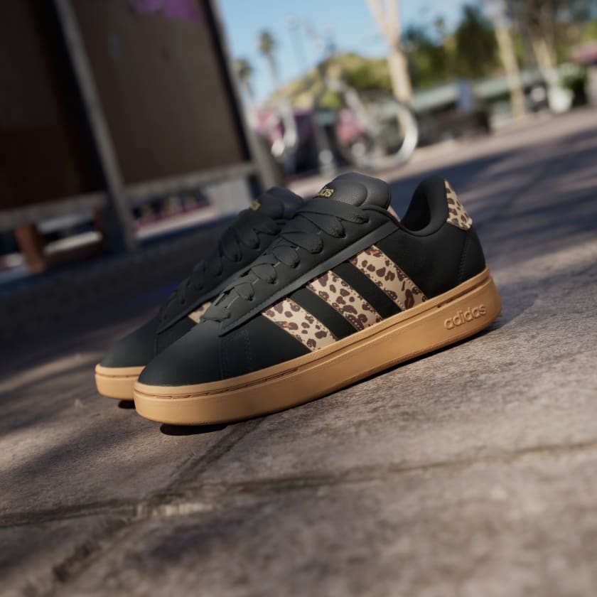 ADIDAS GRAND COURT ALPHA 00S SHOES SIZE 39