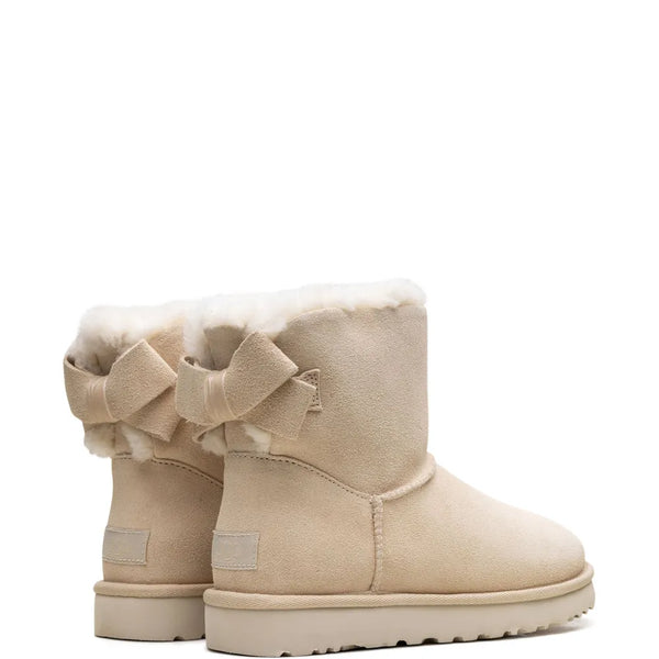 Mini Bailey Suede Bow UGGS boot size 39