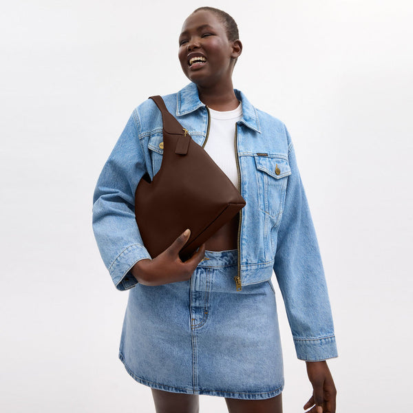 Coach Brooklyn 28 Shoulder Bag in maple