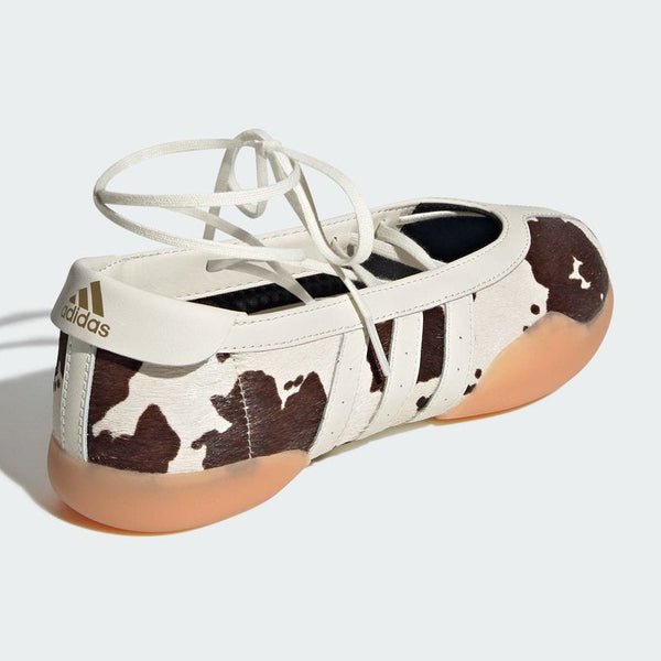 Adidas TAEKWONDO MEI BALLERINA - Ankle cuff ballet pumps - aurora coffee ftwr white gum size 39