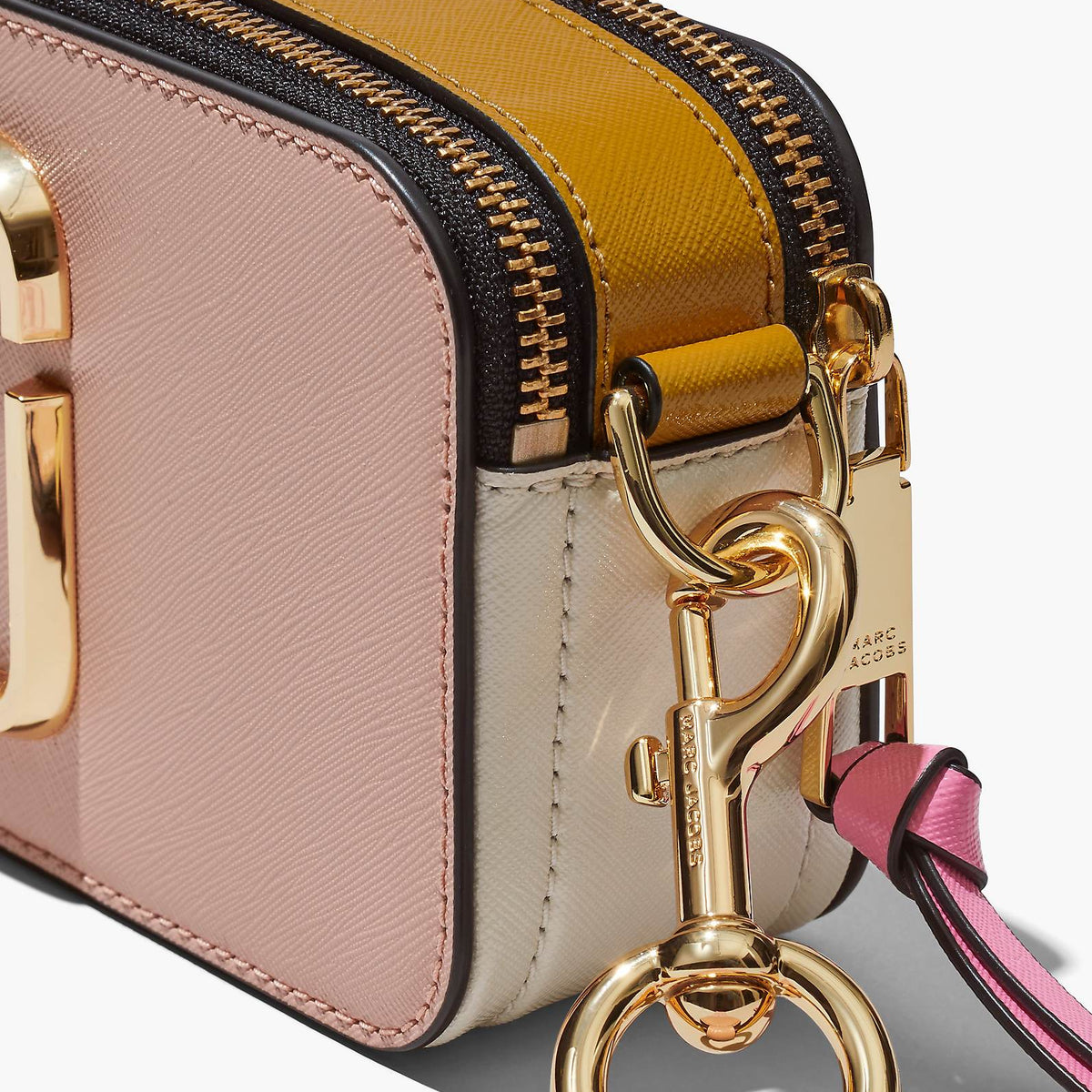 Marc Jacobs The Snapshot camera bag