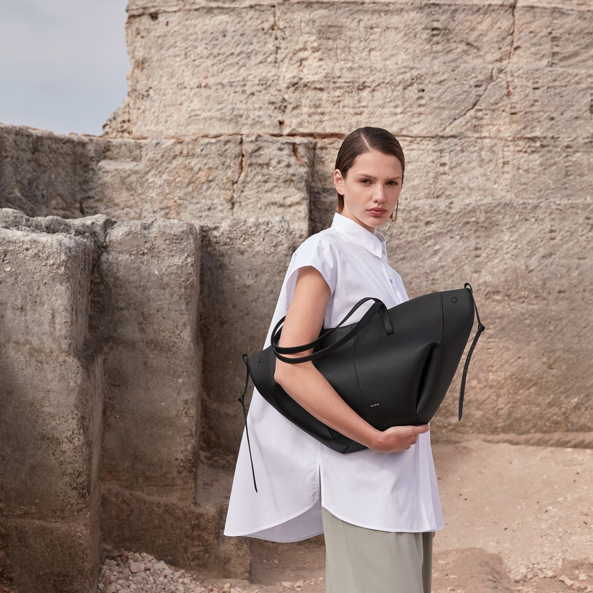 Polene Cyme edition textured black