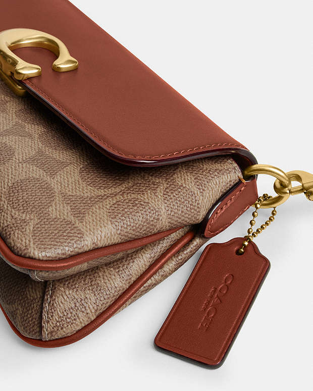 Coach Jet Shoulder Bag in signature canvas