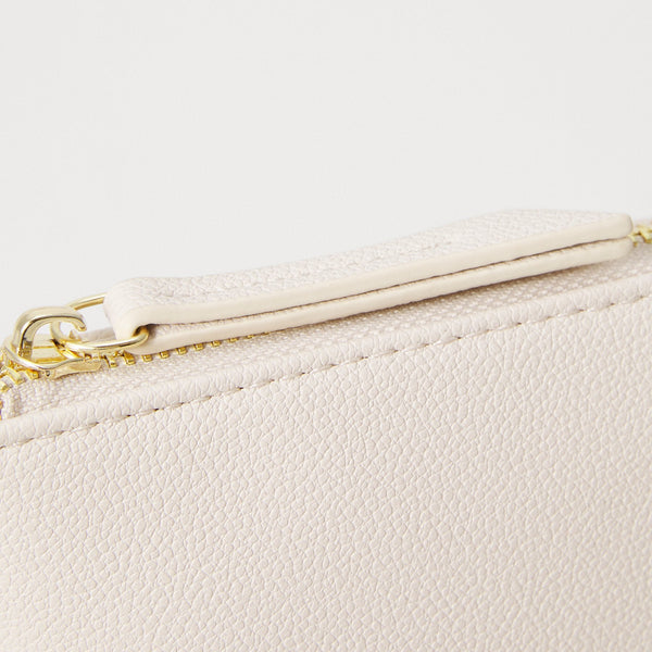 Valentino Bags
FOXY - Clutch - ecru