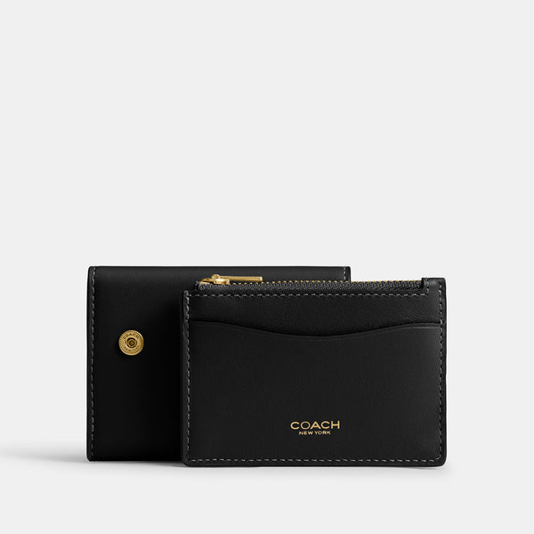 Coach Essential Card Holder Wallet in black