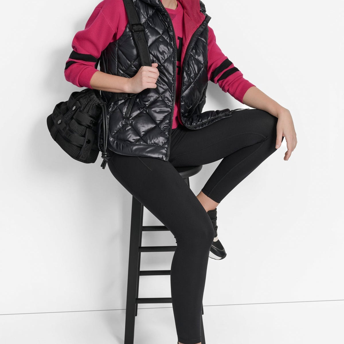 DKNY QUILTED HOODED VEST size M