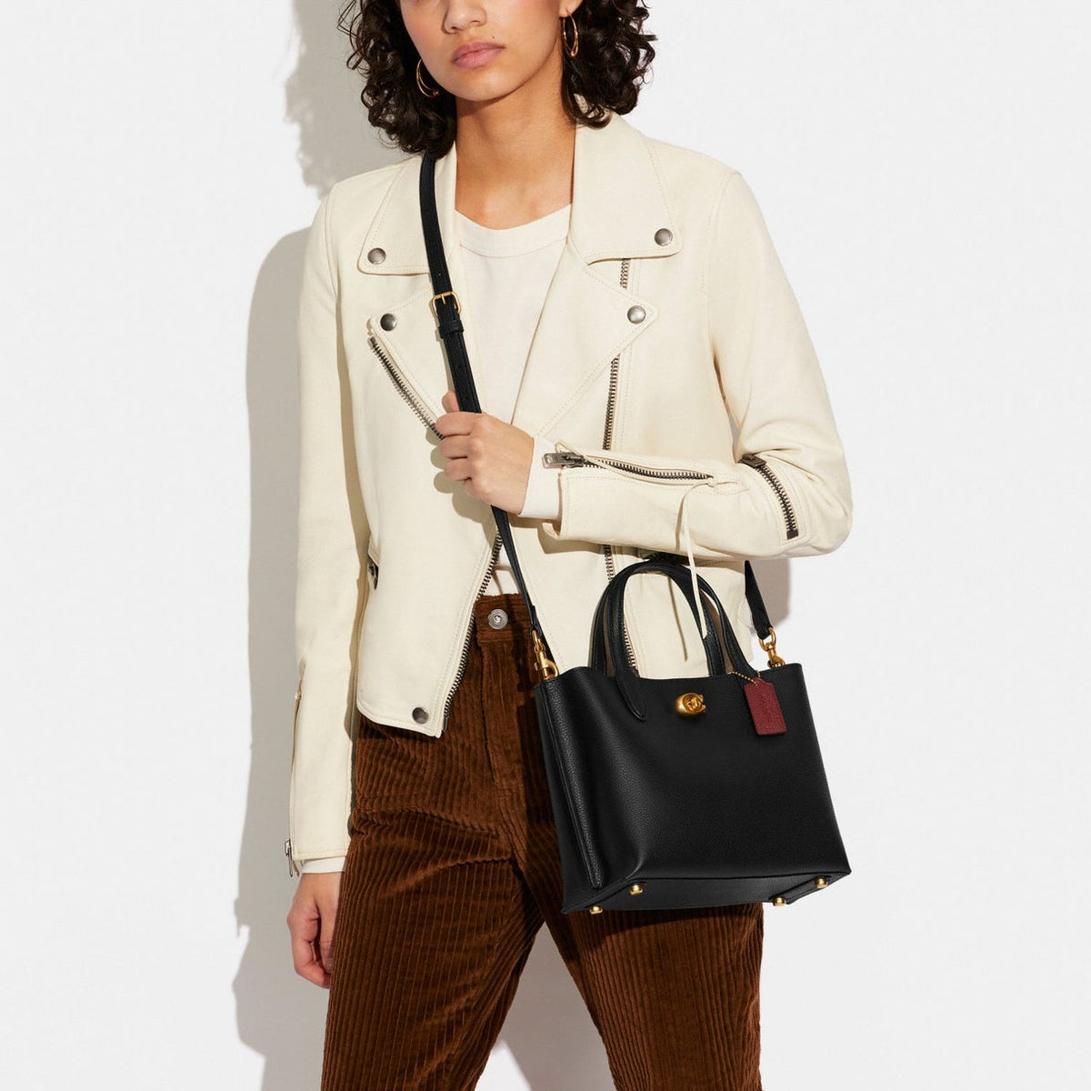 COACH WILLOW TOTE 24 IN COLORBLOCK