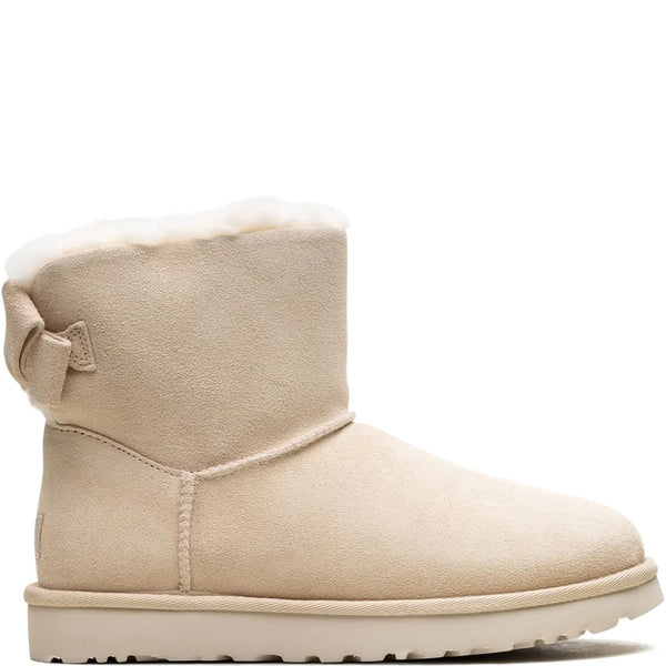 Mini Bailey Suede Bow UGGS boot size 39