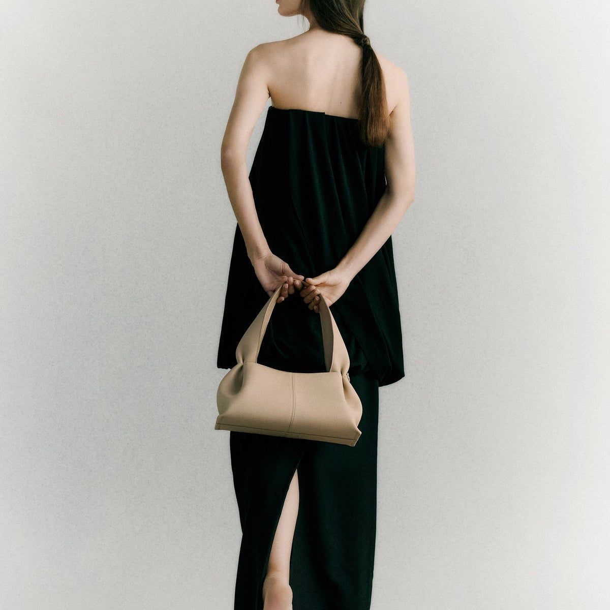 Polene Numéro Neuf East West EDITION TEXTURED Sand