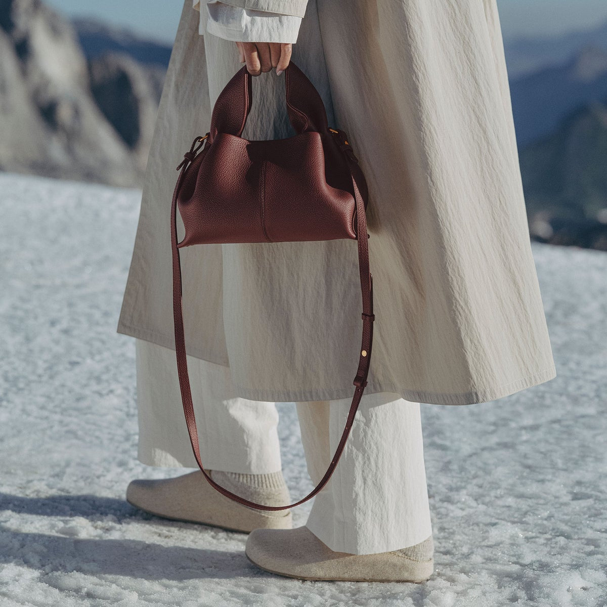 Polene Numéro Neuf Mini EDITION TEXTURED BLACK CHERRY