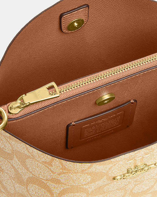 Coach Mollie 22 Bucket Bag gold