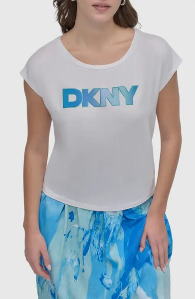 DKNY white t-shirt size medium
