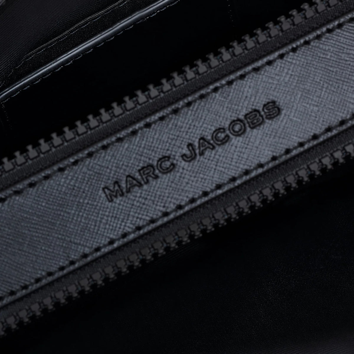 Marc Jacobs The Snapshot camera bag
