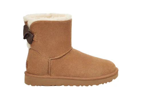 UGG Bailey Suede Bow boot Camel Size 41